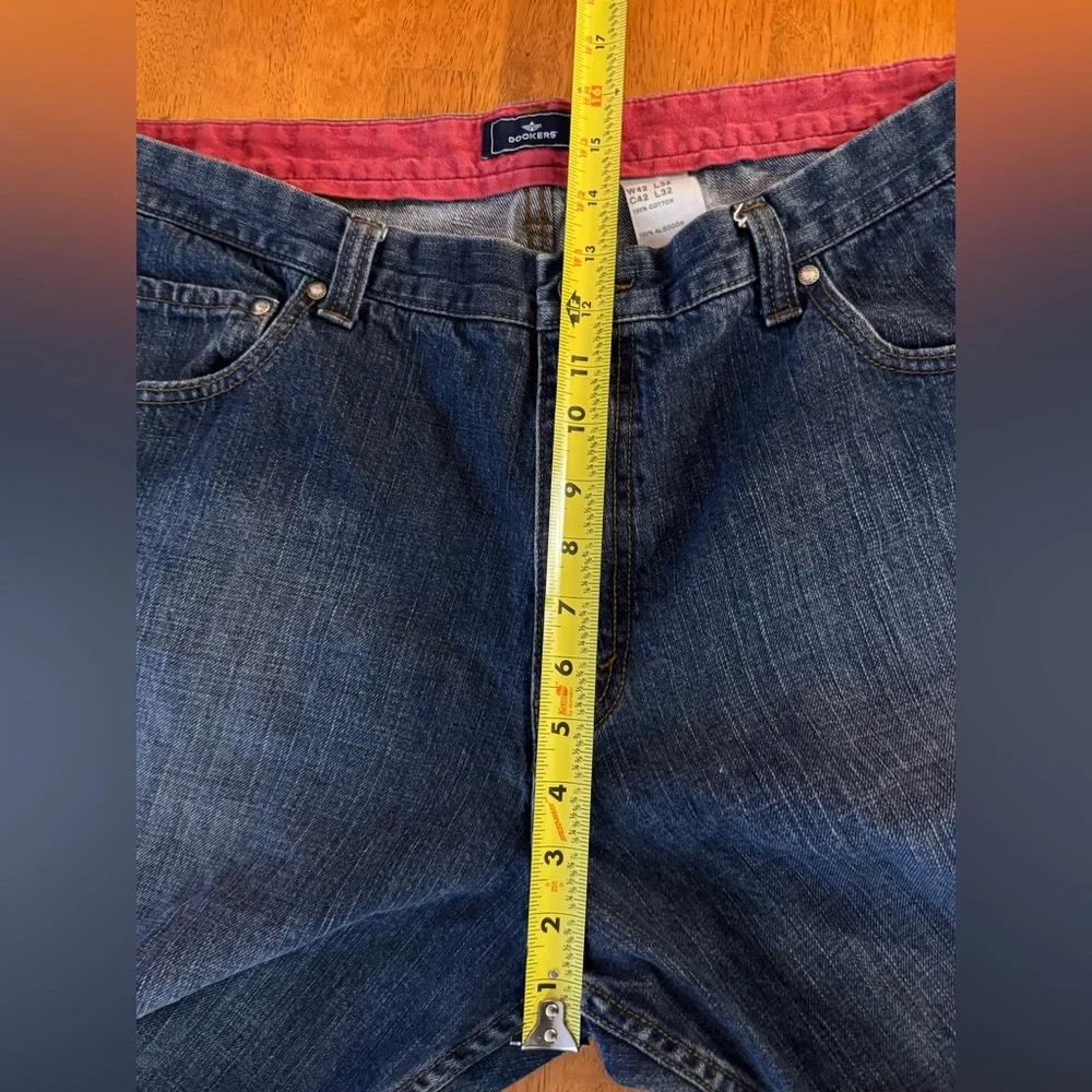 Dockers Men's 100% Cotton Relaxed Fit Straight Leg Blue Jeans Size W42 L32